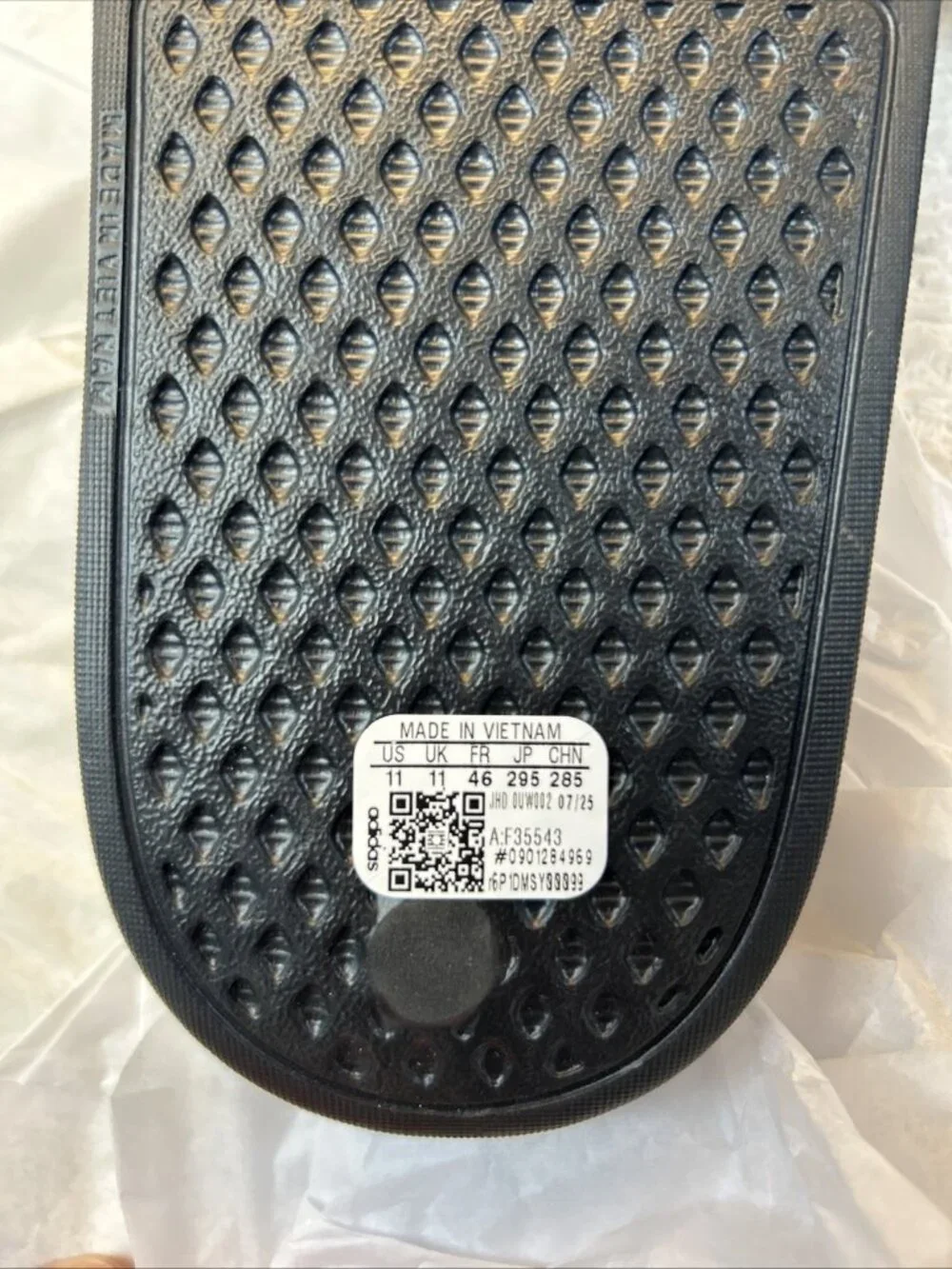 Adidas Adilette Aqua Slides Men 11 Women 12 Black/White Stripes New in Box